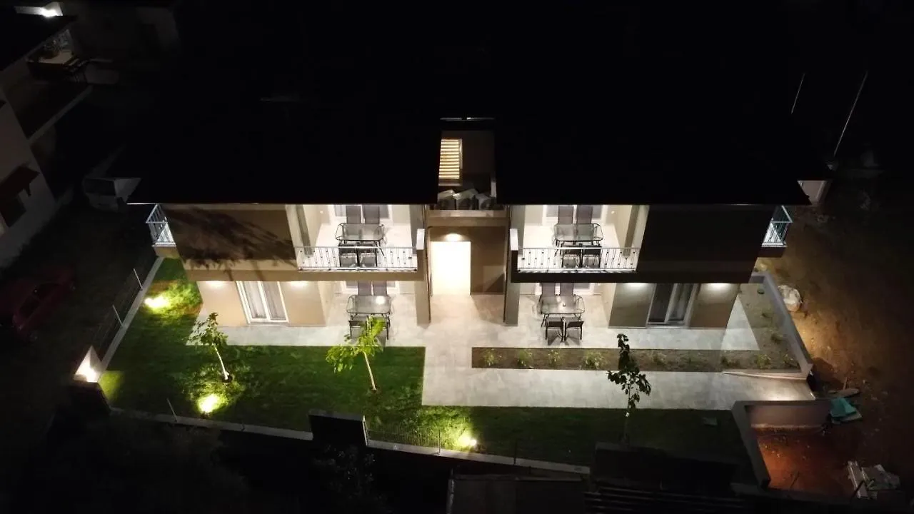 Kasta Family Apartments Nikiti